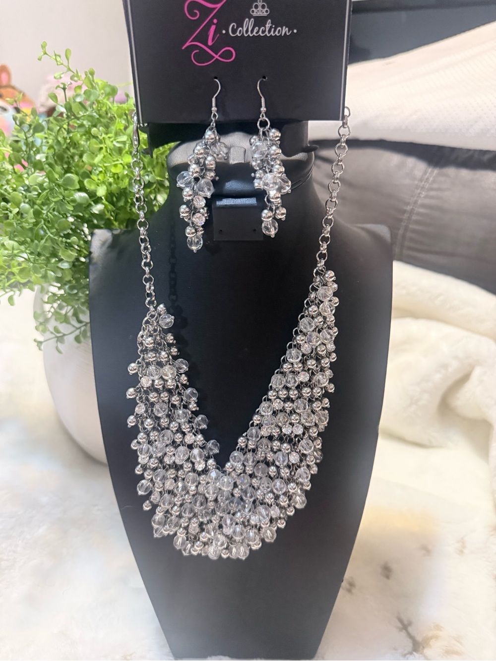 paparazzi Silver Clustered Crystal Bib Necklace with Dangle Earrings